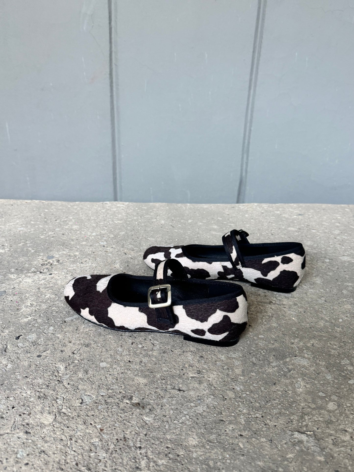 Flats vaca blanco/negro