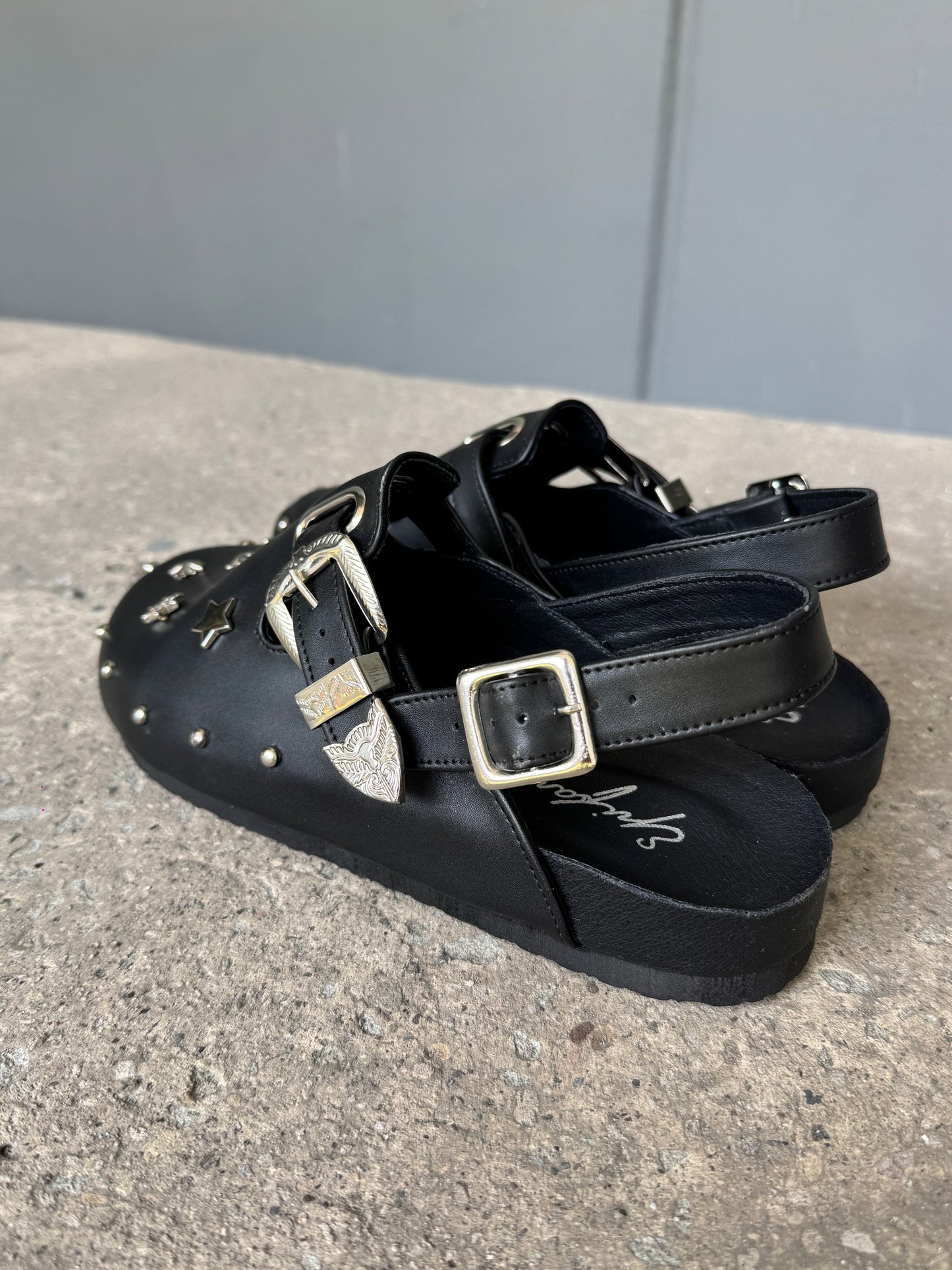 CLOGS NEGRO TOBILLERA