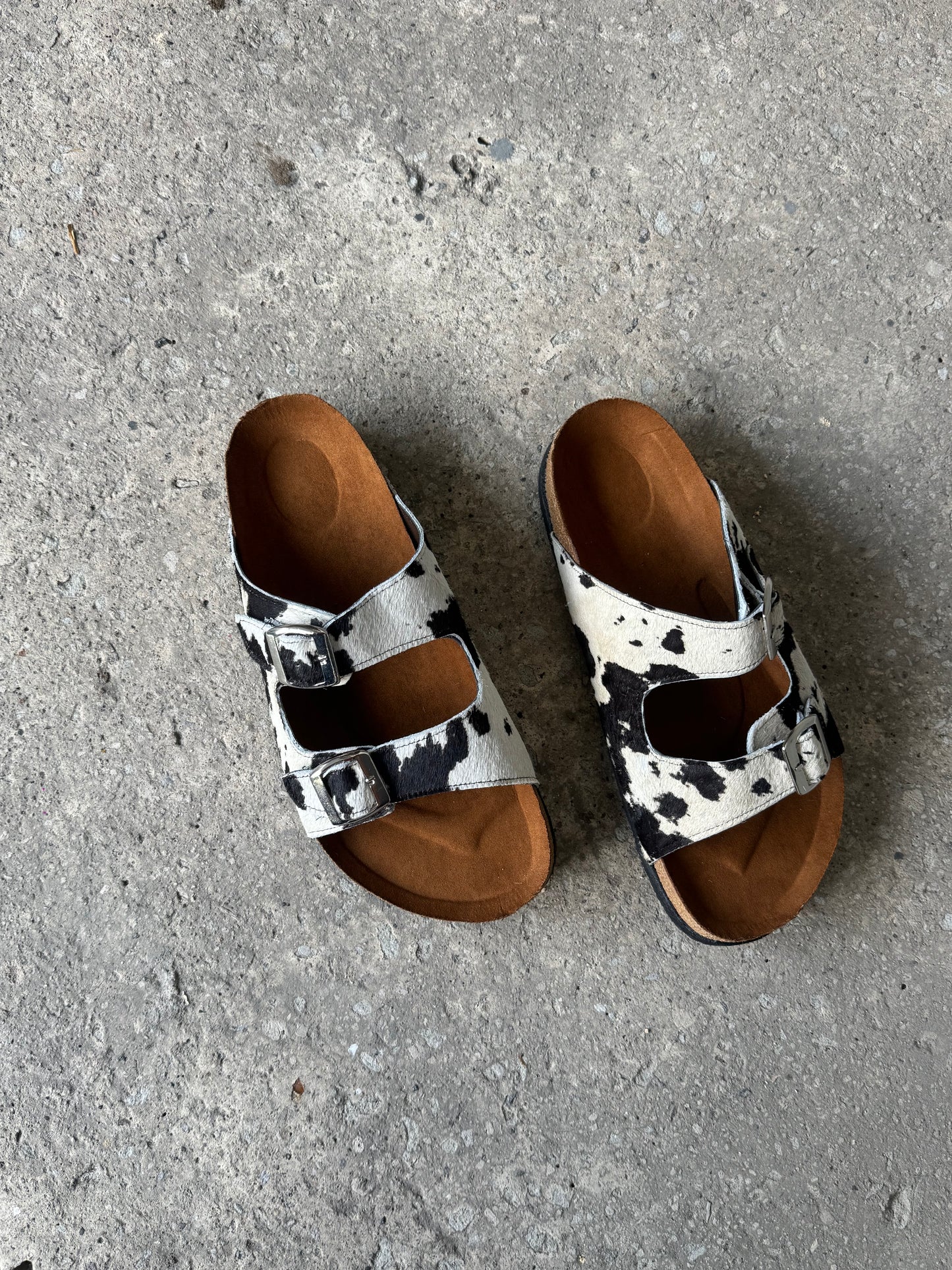 SAMY SANDAL VACA
